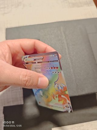 Carta Pokémon Charizard VMAX Arcoiris (Secret Rare