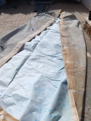 Piscina familiar con depuradora y escalera