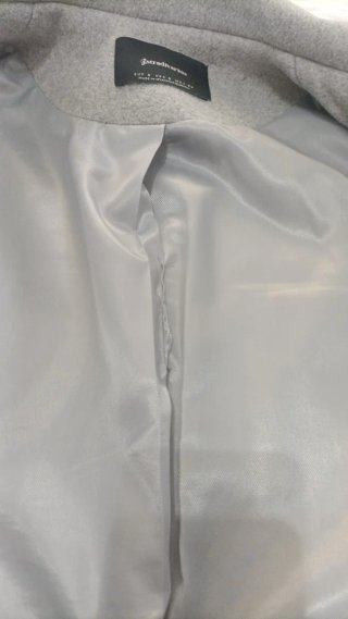 Abrigo Stradivarius Gris Doble Botonadura