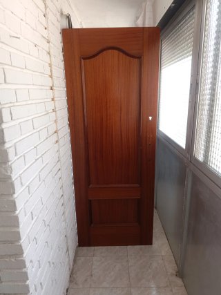 Puerta interior madera 72.5x191.5