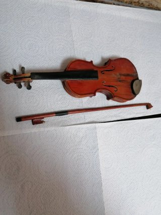 Mini violín vintage con estuche