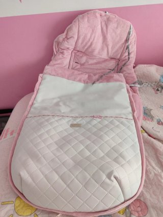 Saco silla bebé polipiel blanco y rosa