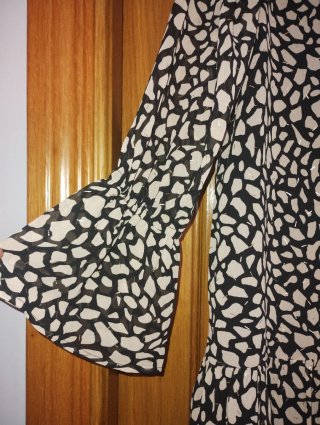 Vestido Niza negro y beige estampado