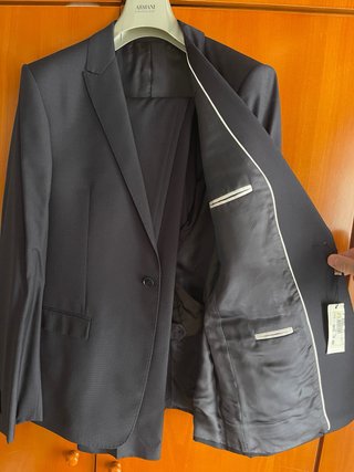 Traje Armani Talla 54 Azul Nuevo con Etiqueta