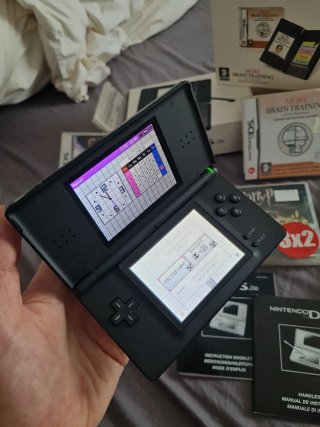 Nintendo DS Lite Completa + Juegos