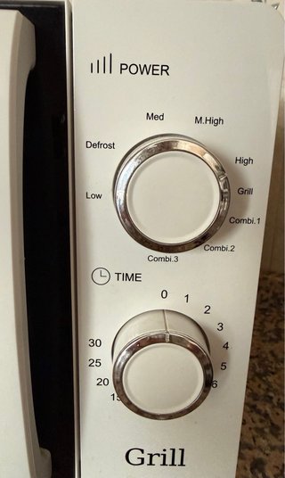 Microondas Orbegozo Grill