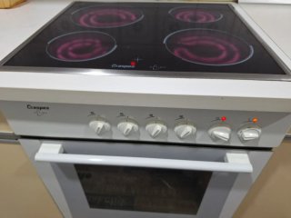 Horno y vitrocerámica Aspes.