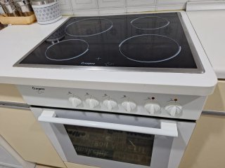 Horno y vitrocerámica Aspes.