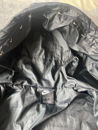 Chaqueta Nike acolchada negra