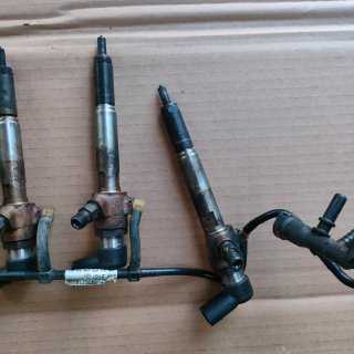 4 Inyectores Diésel Bosch 82007181