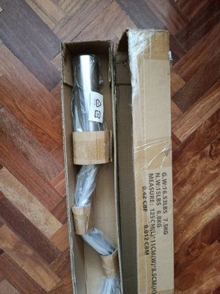 Barra Olímpica Curvada Amazon Basics 5.1cm