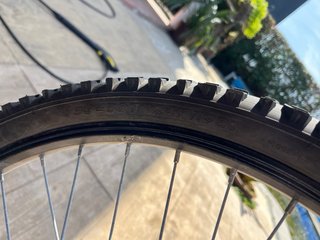 Bicicleta juvenil naranja B-PRO