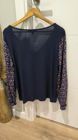 Blusa estampada manga larga