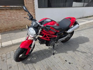 Ducati Monster 696 Roja 2009
