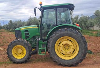 John Deere Evolution 6130 D.