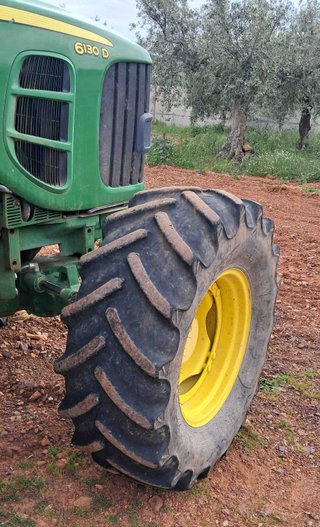 John Deere Evolution 6130 D.
