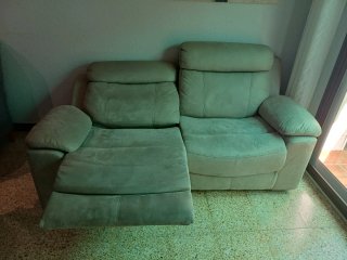 Sofá 2 plazas relax seminuevo 2,15m
