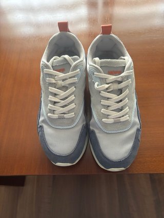 Zapatillas Hoff grises y azules