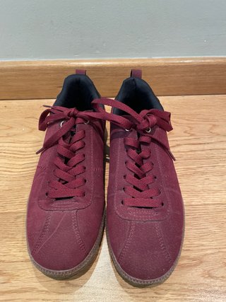 Bambas rojas/moradas talla 37 de Primark