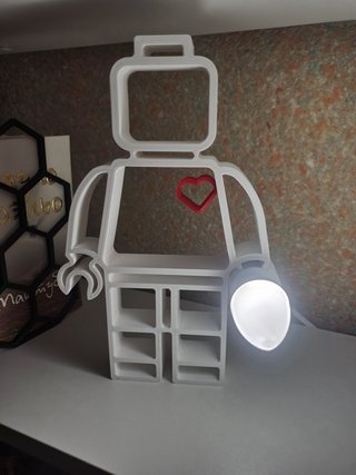 Lampada Omino Lego Bianca con Cuore Rosso