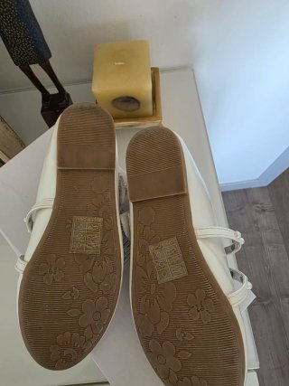 Zapatos fiesta niña perlas talla 33 un solo uso