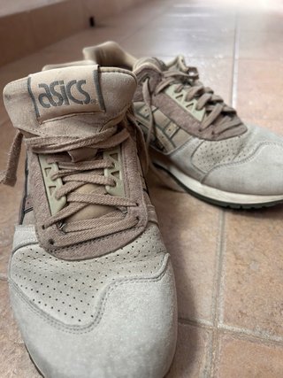 Zapatillas Asics Talla 42 Beige/Gris