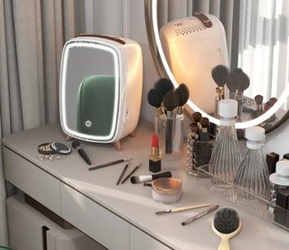Nevera Cosméticos 6L con Espejo y Luz