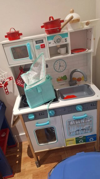 Cocina infantil y Taller Spidey
