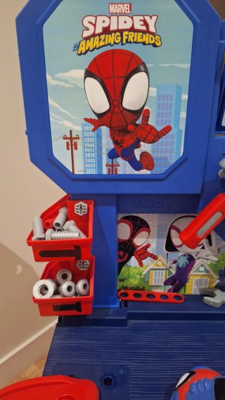 Cocina infantil y Taller Spidey