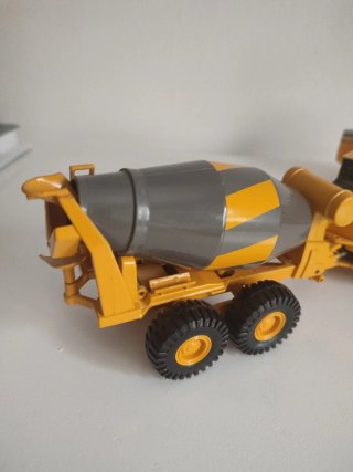 Camión Hormigonera Joal Volvo BM A35