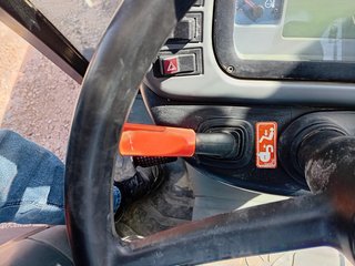 Tractor New Holland TN85 FA Frutero con Cabina