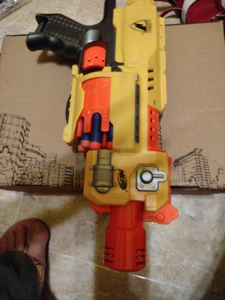Pistola Nerf N-Strike Elite 15 euros cada una