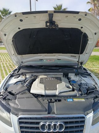 Audi Cabriolet 2012