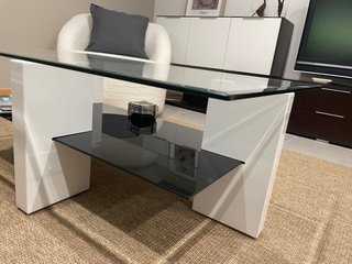 Mesa de centro cristal y madera