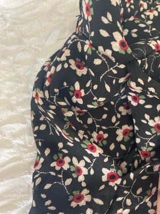 Falda floral negra talla XS