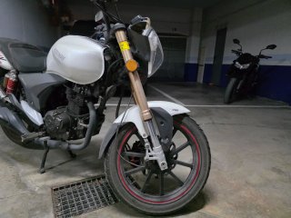 Keeway RKV 125 Naked