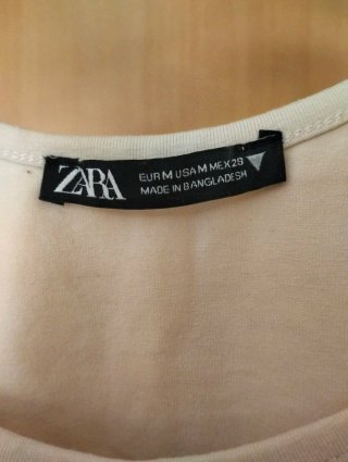 Top Zara beige talla M