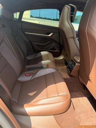Porsche Taycan Performance Plus 93 kWh