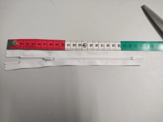 Lote de 40 cremalleras negras y blancas de 20 cm