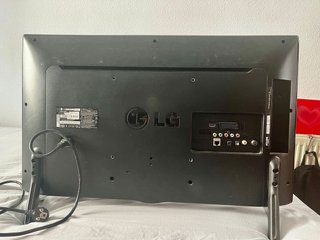 TV LG 32 Pulgadas Negra