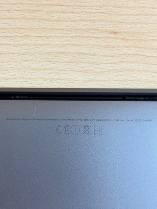MacBook Pro 2016 (A1706) i5 / 8Gb / 512Gb