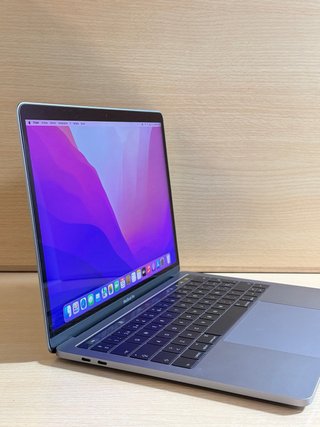 MacBook Pro 2016 (A1706) i5 / 8Gb / 512Gb