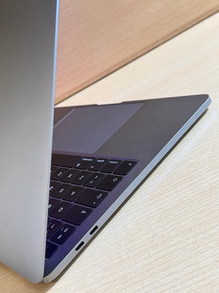MacBook Pro 2016 (A1706) i5 / 8Gb / 512Gb
