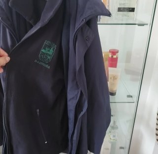 Chaquetón colegio Liceo La Paz talla 8