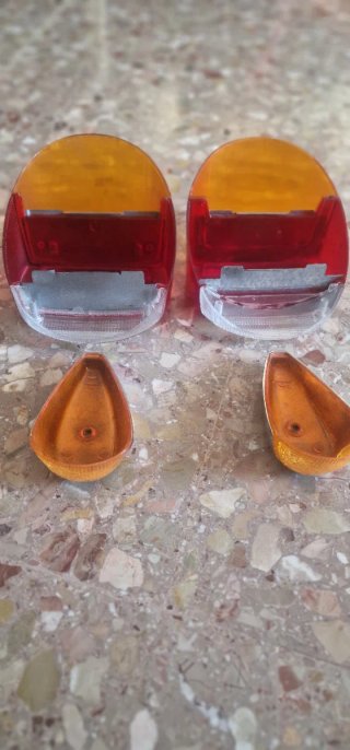 Tulipas Faro VW y intermitente