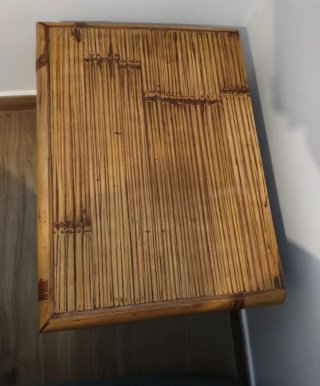 Mesilla de noche de bambú y madera