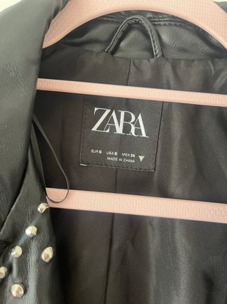 Cazadora Biker Zara Negra Tachuelas