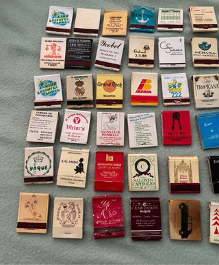 Collezione di scatole di fiammiferi vintage