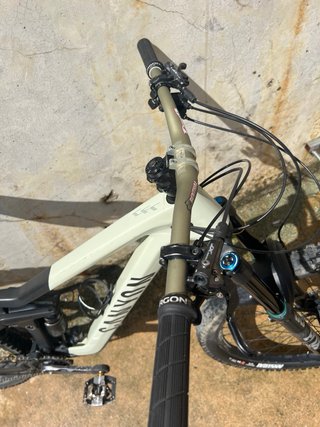 Canyon Strive CFR 2024