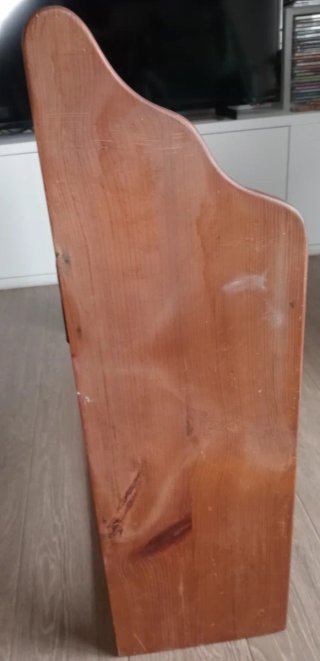 Estantería de madera con 3 baldas